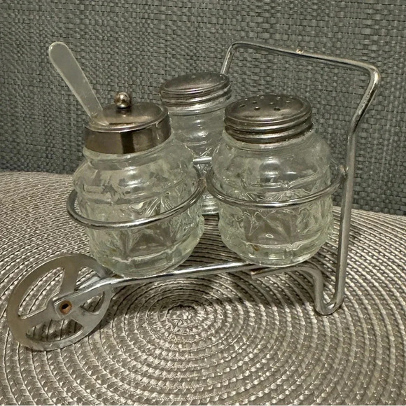 Vintage Salt & Pepper Condiment Pressed Glass with Metal Wheelbarrow Caddy Set - Picture 2 of 4